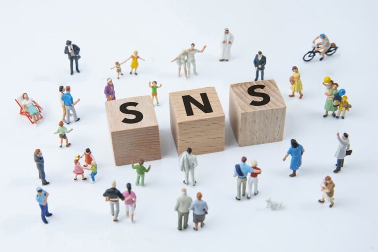 SNS